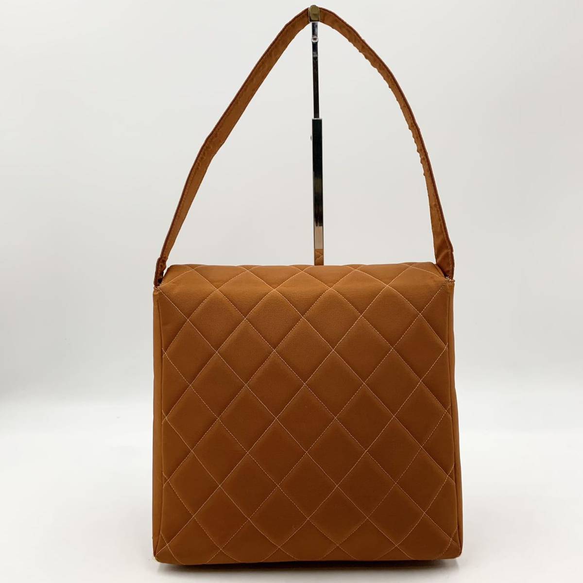 希少 CHANEL シャネル ココマーク マトラッセ ワンショルダーバッグ 