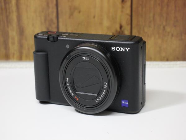人気定番，2025 S9585 60 み SONY ソニー ZV-1 デジタルカメラ Vario-Sonnar T ZEISS ツァイス バリオゾナー(ソニー)｜売買されたオークション情報、yahooの商品情報をアーカイブ公開 - オークファン ソニー