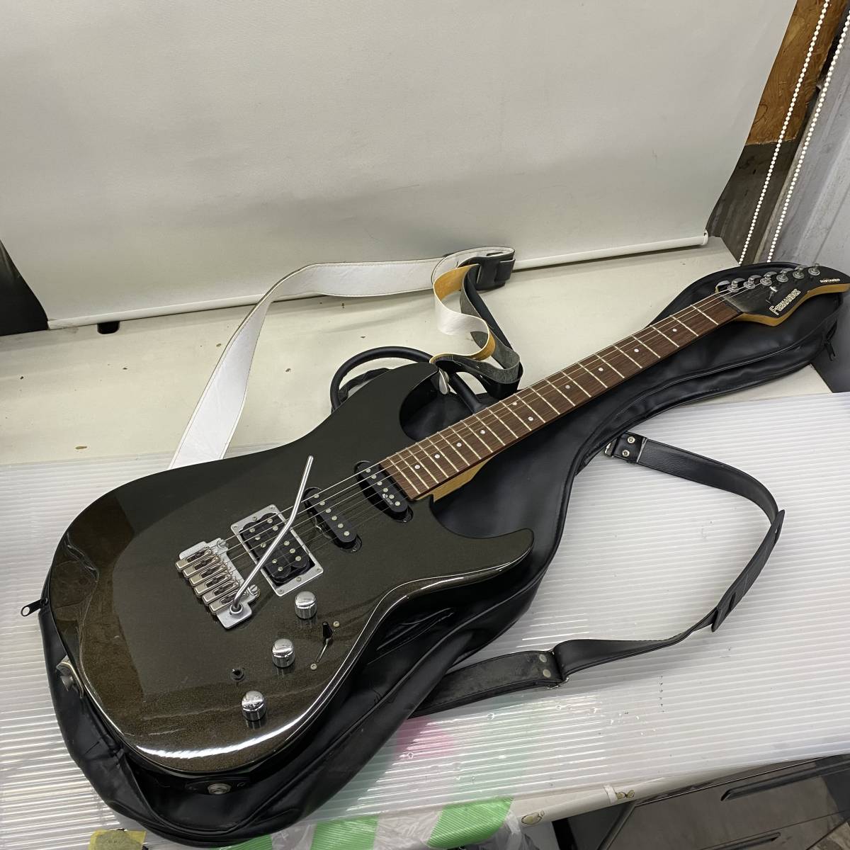 Z-9-63 FERNANDES フェルナンデスsustainer エレキギター