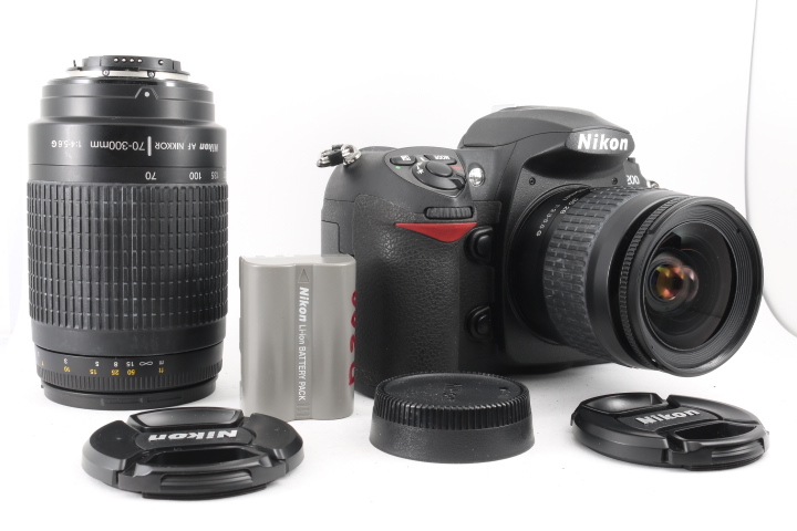 ★極上品★ NIKON D200 + AF 28-80mm F3.3-5.6G + AF 70-300mm F4-5.6G ★シャッター、フラッシュOK★ #C498