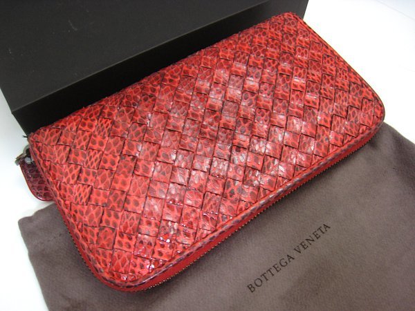 ☆ボッテガヴェネタ BOTTEGAVENETA パイソン ラウンドファスナー長財布