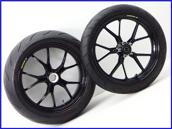  W4 良品 モンスターS4R MS4R テスタストレッタ 純正マルケジーニ ホイール前後set(ドゥカティ用)｜売買されたオークション情報、yahooの商品情報をアーカイブ公開 - オークファン ドゥカティ用