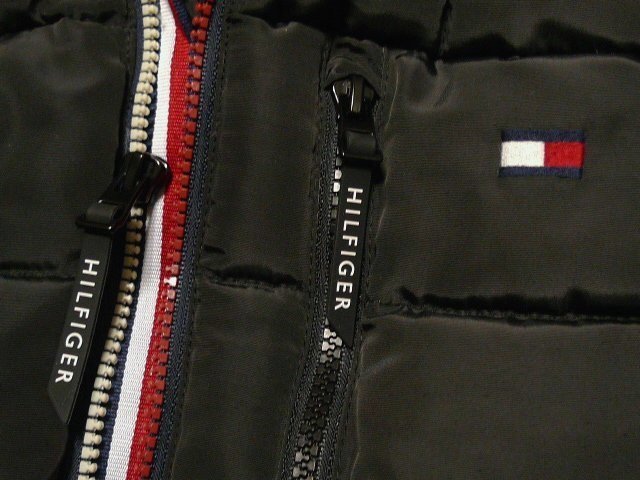 L(US)XL位2023新作 トミーヒルフィガーUSA限定 日本未発売 高級サテン調光沢ブラック 極暖 ダウンジャケット同機能DOWN ALTERATIVE耐風蓄熱 トミー | ヒルフィガー Tommy トミーヒルフィガーUSA限定マットブラック×ウッド ジャケットのYahoo!オークション(旧