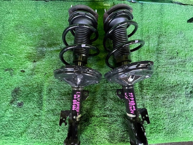 H16年 10系アルファード(ANH10) 左右 フロントストラット 中古品 即決 0088666 221221 MM 北上