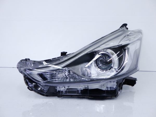 4080642□ プリウスα ZVW40/ZVW41 後期 左ライト LED KOITO 47-65