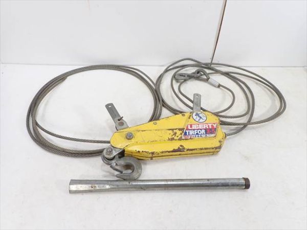 中古品　リバティ/LIBERTY　チルホール　手動ウィンチ ※ワイヤーの長さ不明【X-5】/カ22　221229