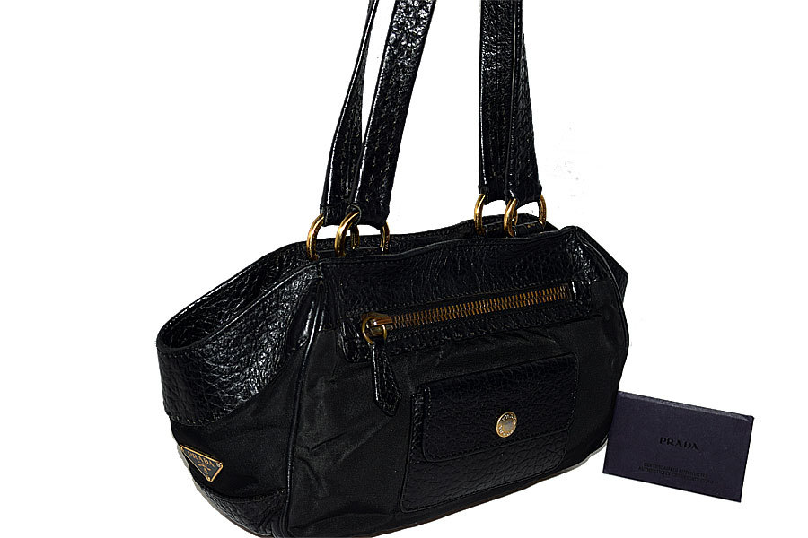 ★美品★PRADA プラダ レザー ロゴプレート ゴールド金具 ショルダーバッグ ハンドバッグ 黒★