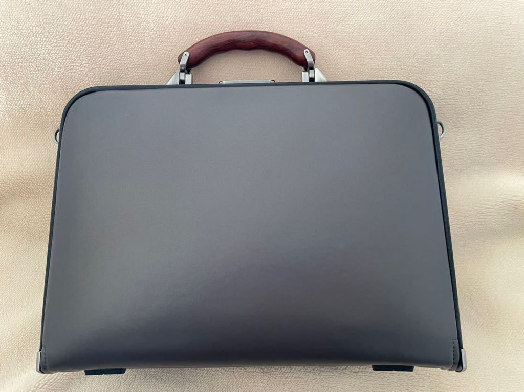 ARTPHERE K-LINEカバン・2way・ショルダー　ダークグリーン アートフィアー ARTPHERE K-LINE 豊岡鞄 ARTPHERE K-LINE アートフィアー