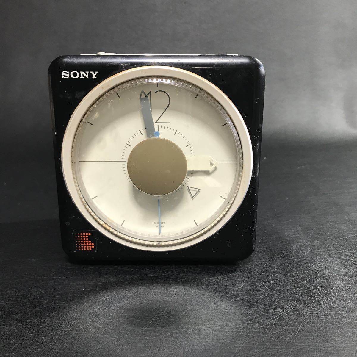 SONY レトロ クロックラジオ（ジャンク SONY クロックラジオ ICF-A12V 