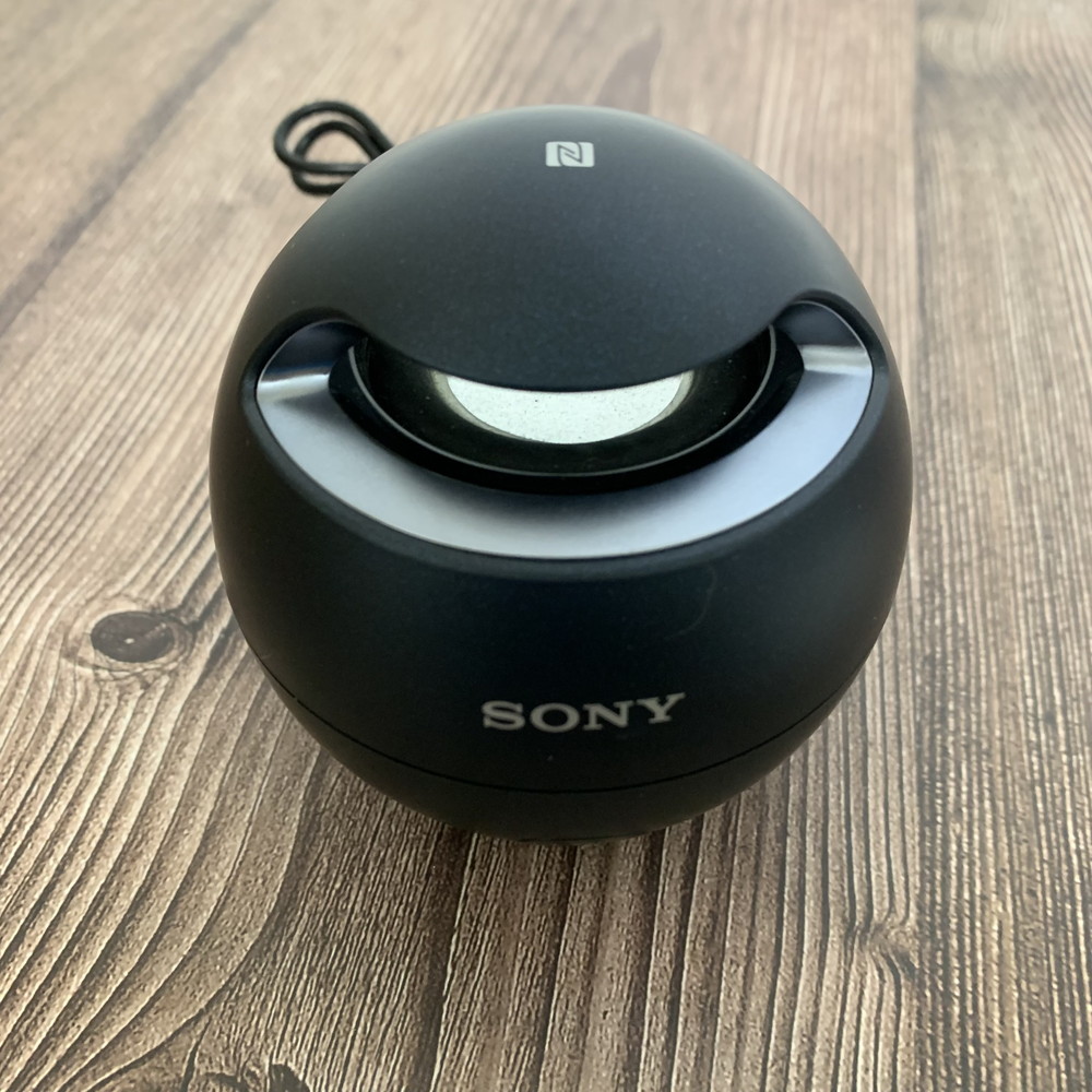 【中古】SONY ソニー SRS-X1 Bluetooth対応 パーソナルオーディオプレーヤー　防水ワイヤレススピーカー ブラック(K0104-2)