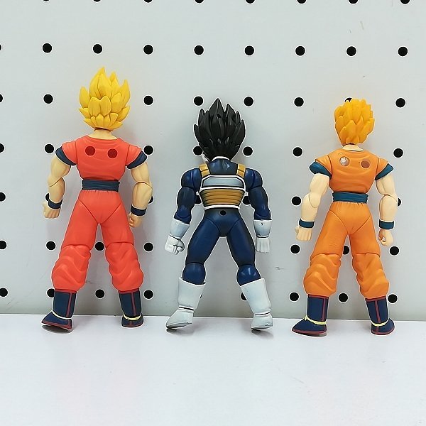 究極進化サイヤ人フィギュア　孫悟空　ベジータ ドラゴンボールZ 究極進化サイヤ人フィギュア 孫悟空 ベジータ