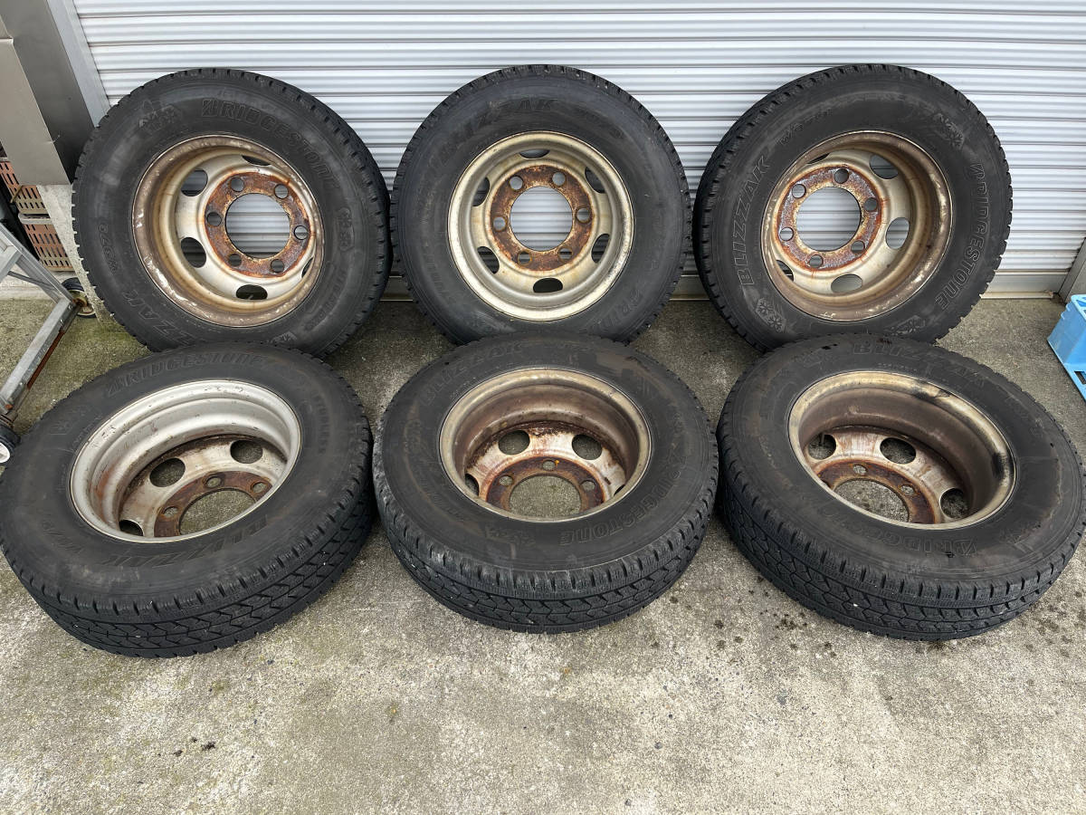 2021年製 ブリヂストン ブリザック W979 225/75R16 118/116L LT ライト 