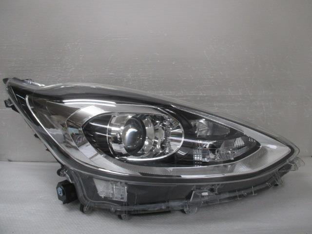 アクア DAA-NHP10 右ヘッドランプASSY 81130-52M10 338626