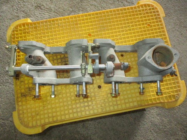 日産・Z系・1019・ソレックス・ウェーバー40.44 インマニ・インテークマニホールド　極美中古　ブルーバード・シルビア・ Z16、Z18、Z20