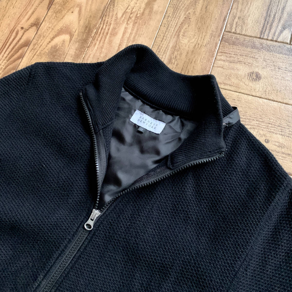 C29 美品『バーニーズニューヨーク BARNEYS NEWYORK』背面ダウン 
