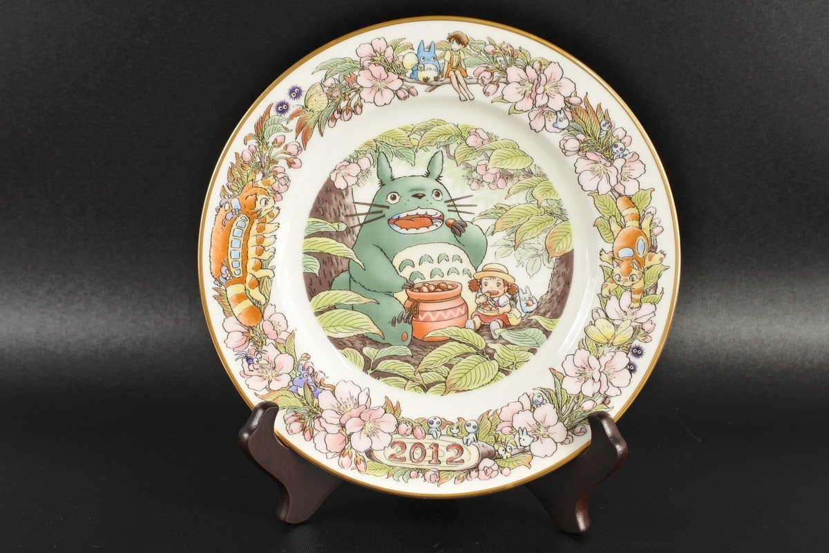 ▽美品 2012年版 となりのトトロ Noritake ノリタケ イヤリープレート