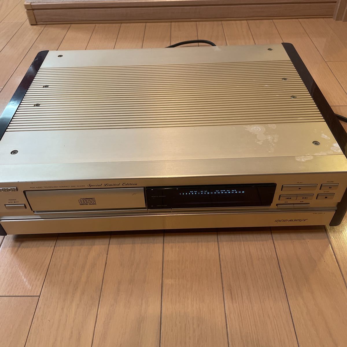 お買い得 DENON DCD-1650GL CDプレーヤ 通電ジャンク(DENON)｜売買されたオークション情報、yahooの商品情報をアーカイブ公開 - オークファン DENON