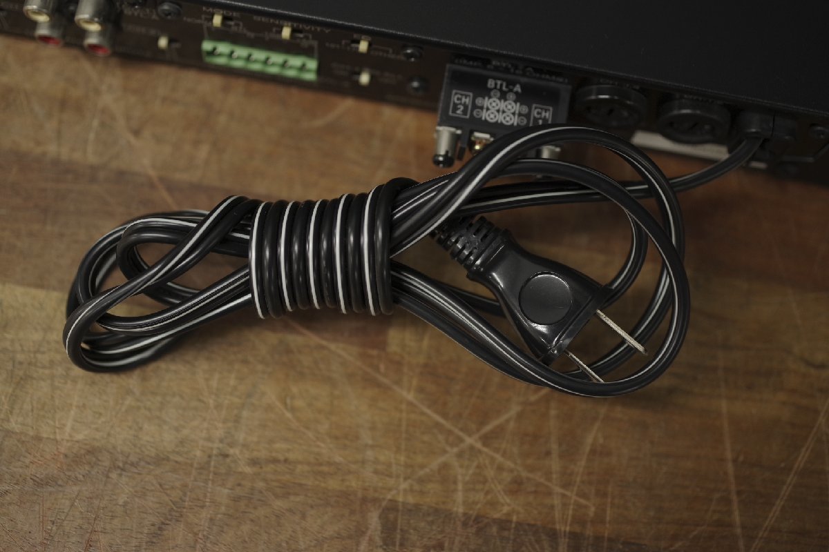 現状品 BOSE ボーズ 1200 VI 4chパワーアンプ 音出し不安定 音響機材 