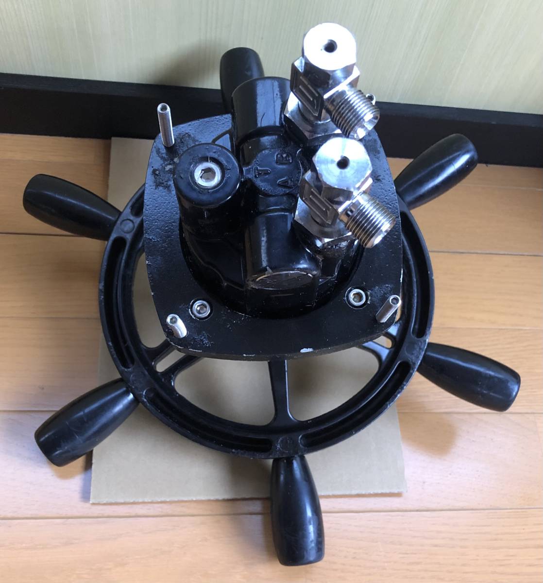 UNIKAS ユニカス ヘルムポンプ 操舵装置 ハンドル 中古品(操舵 UNIKAS ユニカス ヘルムポンプ 操舵装置 ハンドル 中古品(操舵