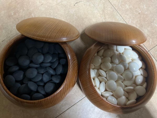 囲碁道具 本蛤那智黒碁石 32号 碁笥 JX199LL0793