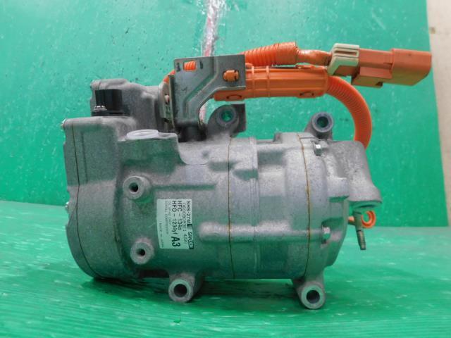 フィット DAA-GP5 A/Cコンプレッサー ハイブリッド Fパッケージ LEB-H1 B595P SHS-27M-4230 38810-5P6-004