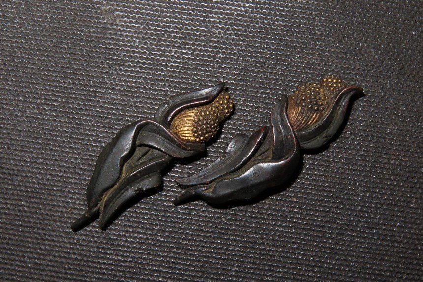 △▽稲穂図目貫 江戸 赤銅、金色絵、毛彫 箱付 1×3.9cm 10/70g