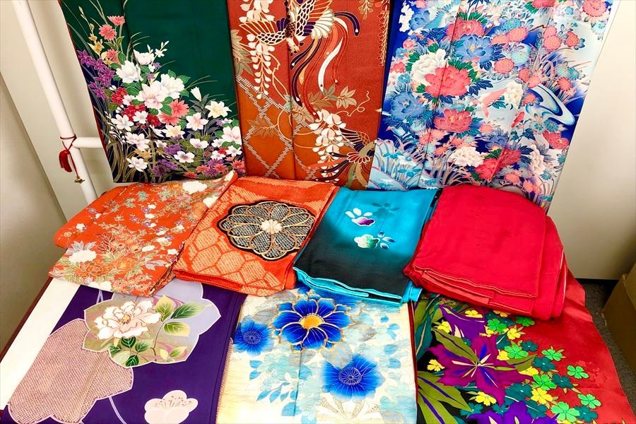 ◎リサイクル着物 着物まとめ まとめ売り10点 振袖 京友禅 刺繍 絞り