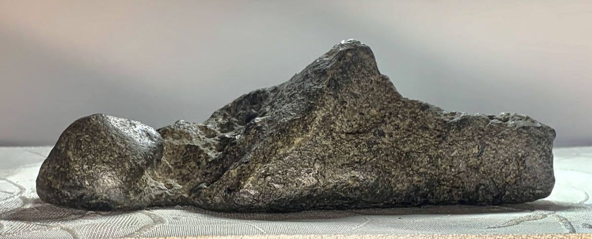 初売り】水石 盆栽 千軒石 横21×高7.5×奥行9(cm) 重量:1.2Kg 骨董盆石