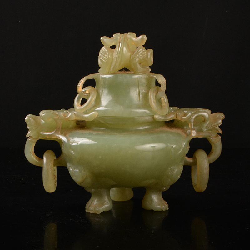 中国　玉石彫刻　双魚刻　神獣刻　根付　玉器　玉珮　2点　時代箱付　V　R7227 中国 玉石岫玉彫刻 雙耳活環 龍鈕蓋爐 香炉