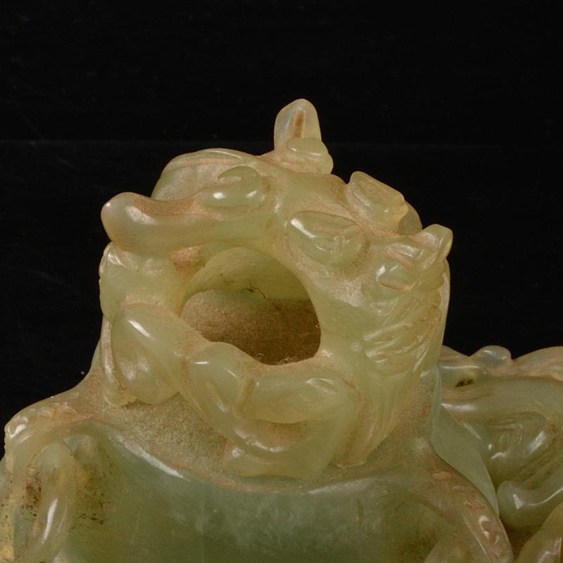 中国 玉石岫玉彫刻 雙耳活環 龍鈕蓋爐 香炉