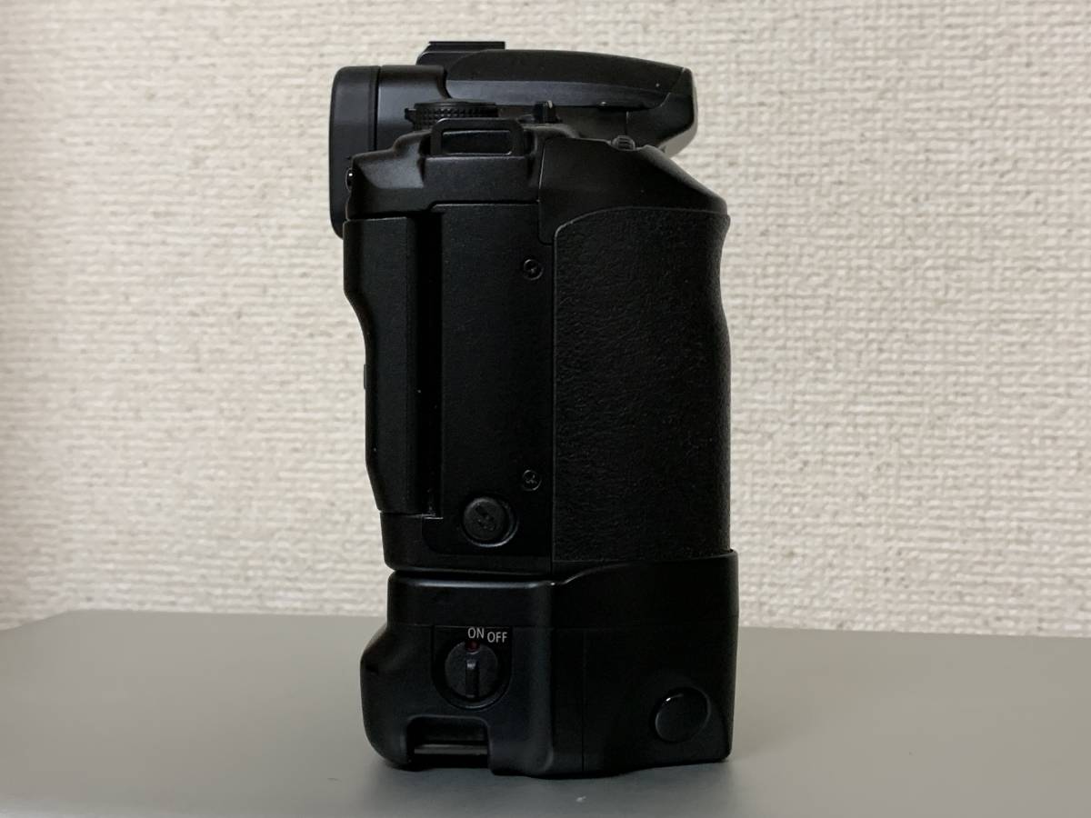 フィルムカメラ Canon EOS7 + BATTERY PACK BP-300 美品 動作品です