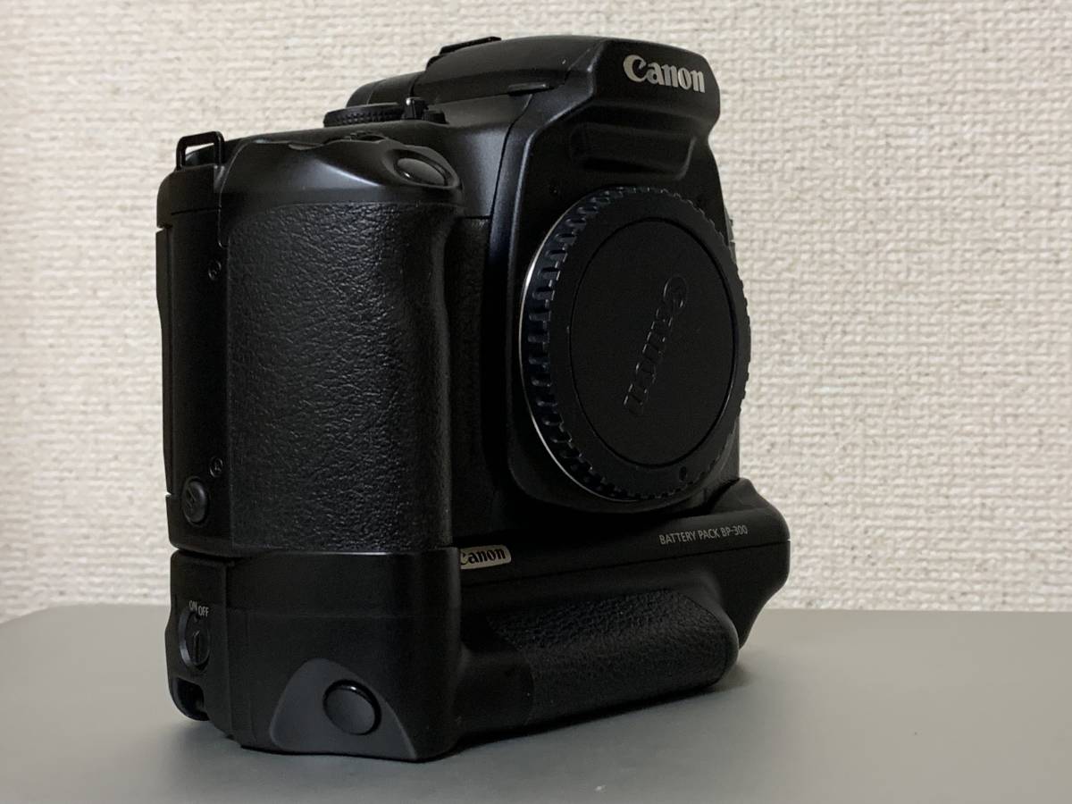 フィルムカメラ Canon EOS7 + BATTERY PACK BP-300 美品 動作品です