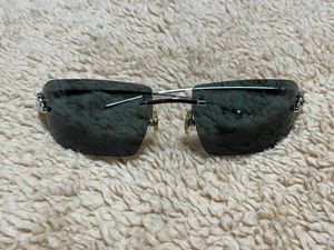 高見沢俊彦のYahoo!オークション(旧ヤフオク!)の相場・価格を見る  