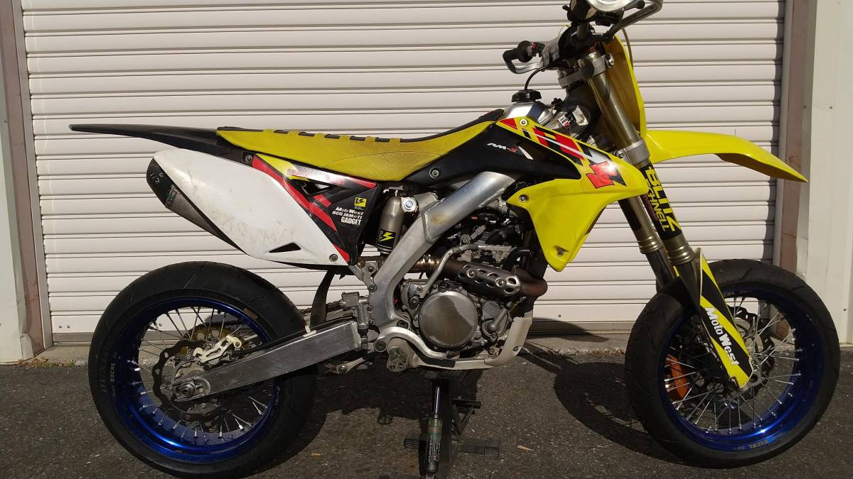2013年式 スズキRM-Z250 モタード仕様 RM-Z250 2013年前の今日！250年