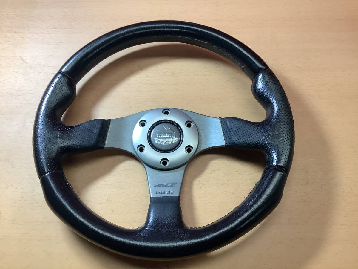 MOMO RACE モモ レース ステアリング 32Φ 中古品 ホーンボタン カバー