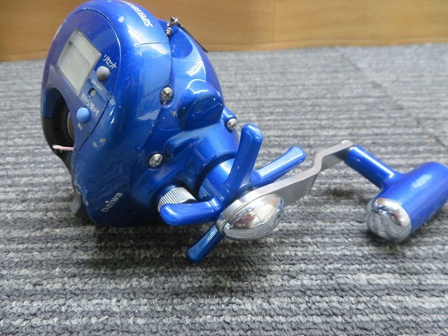Z☆Daiwa スーパータナセンサー ハイパワーTUNE 300CP リール 棚