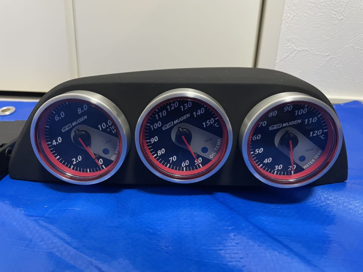 Defi2連メーター 恐ろしい コントロールのセットです。 