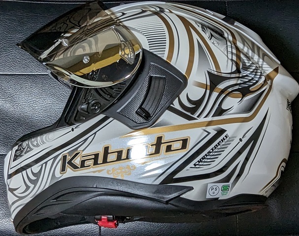 OGK KABUTO KAMUI-3 JAG パールホワイトゴールド XLより大きい