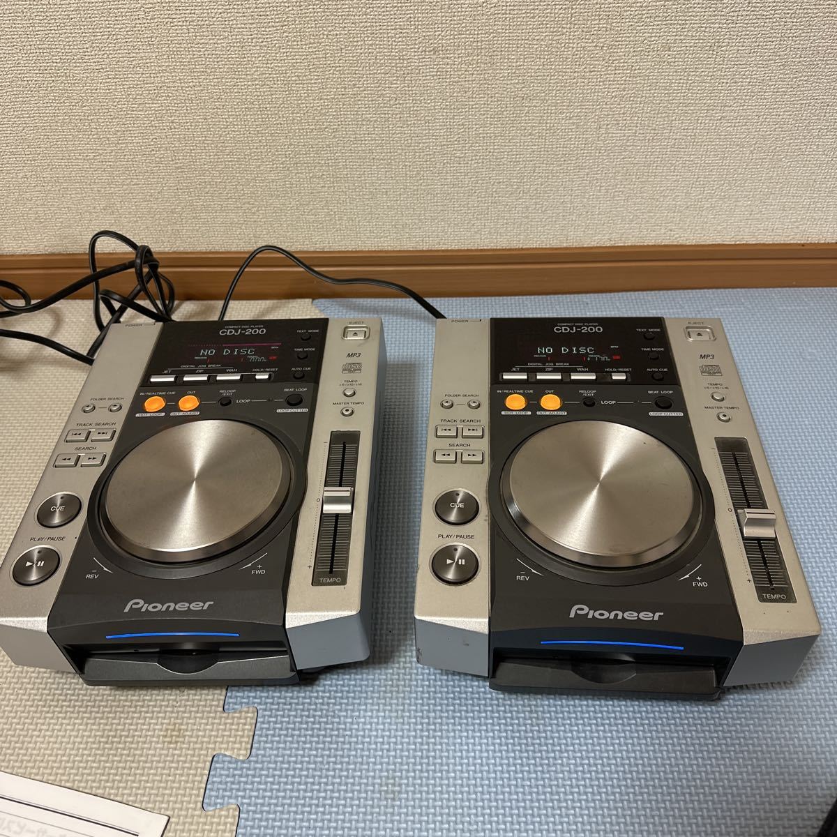 Pioneer CDJ-200 と BEHRINGER DJX700 のセット Pioneer CDJ-200 と BEHRINGER DJX700 のセット Pioneer