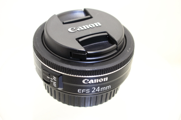 Canon EF-S 24mm F2.8 STM 単焦点 レンズ パンケーキ お散歩 旅行 室内 子供 風景 キヤノン