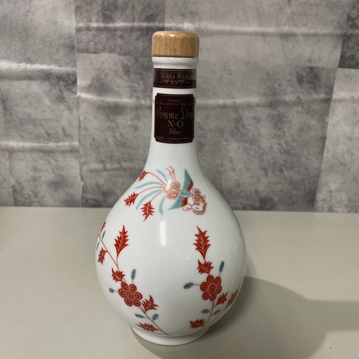 ●未開栓!入手困難●NIKKA ニッカ ポムドール XO/ピュア アップル 600ml/40％/40度/pomme dor/ブランデー/深川焼/陶器/古酒/洋酒 ★A1290-6