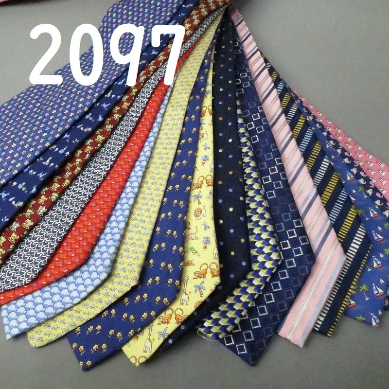 BR-2097　ブランドネクタイまとめ売り　フェラガモ　ダンヒル　アルマーニなどシルク　メンズ　シルク　17本