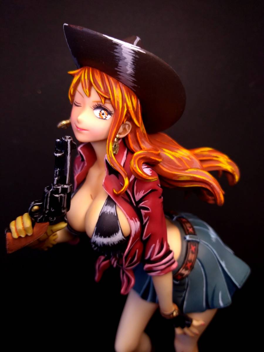ナミ カスタムリペイント 瞳修正 ワンピース TREASURE CRUISE WORLD JOURNEY NAMI ナミフィギュア 2次元イラスト風 妖艶 ONE PIECE ナミ 瞳修正 ワンピース