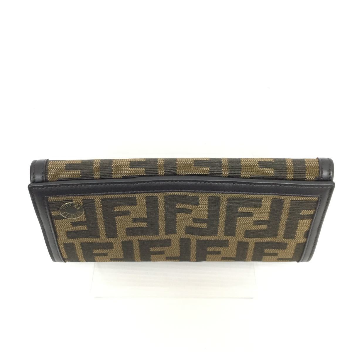 ✨美品✨FENDI　長財布　ズッカ　ロゴプリント　ラウンドジップ　デカロゴ 近年モデル】フェンディ 長財布 ズッカ ロゴプリント ラウンドジップ