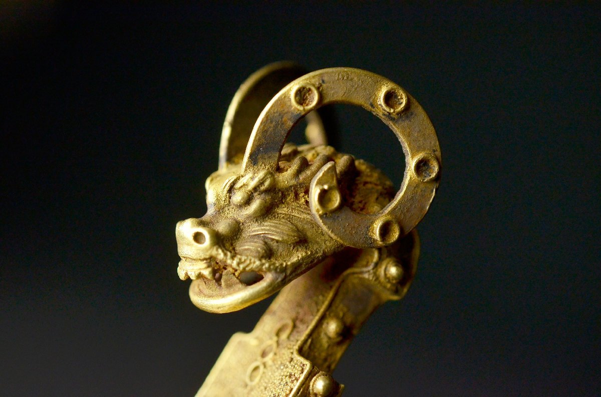 蒐集家委託品】鍍金金粒龍紋帯鈎 ☆中国古美術古美術古玩骨董23OD05