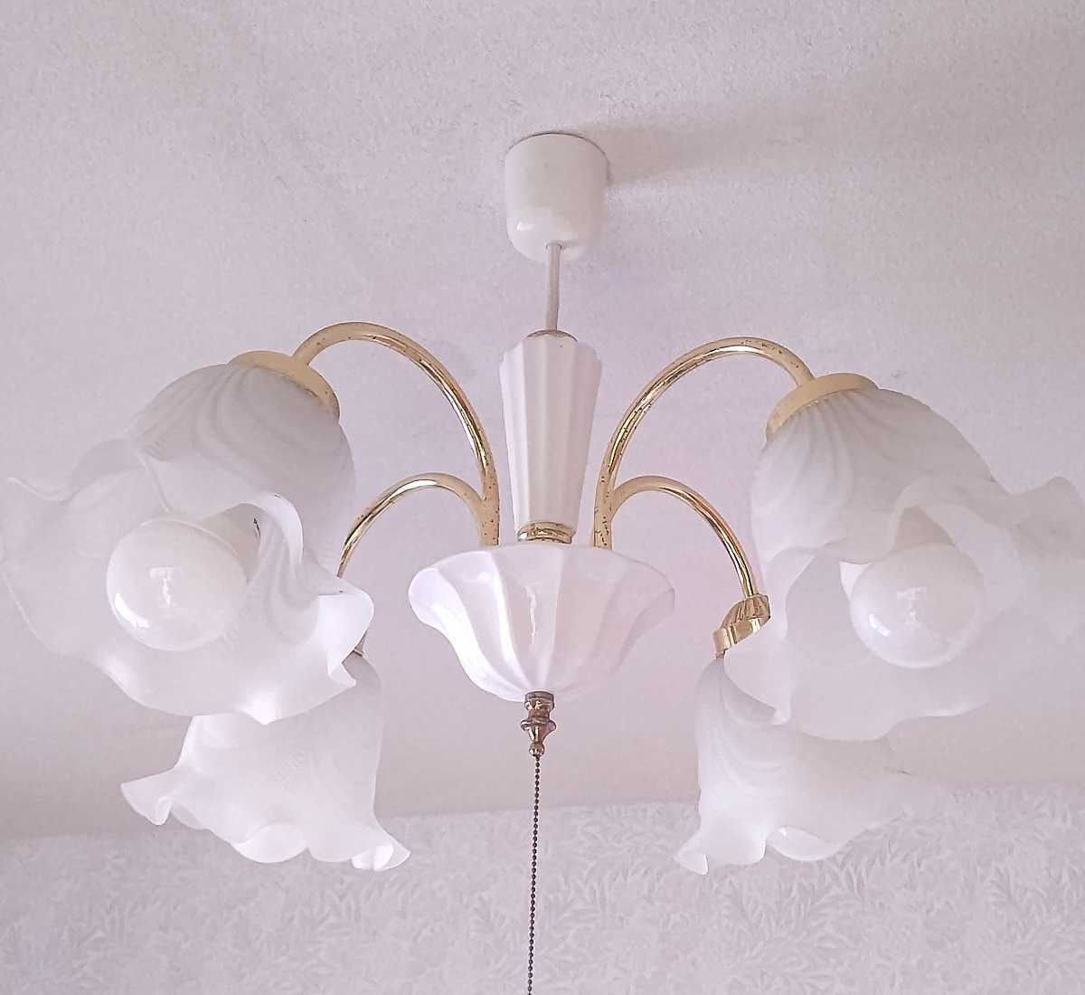 丸善 アンティーク調 4灯式 シャンデリア フリルガラス レトロ 陶器 インテリア 天井照明 中古 送料無料 即決