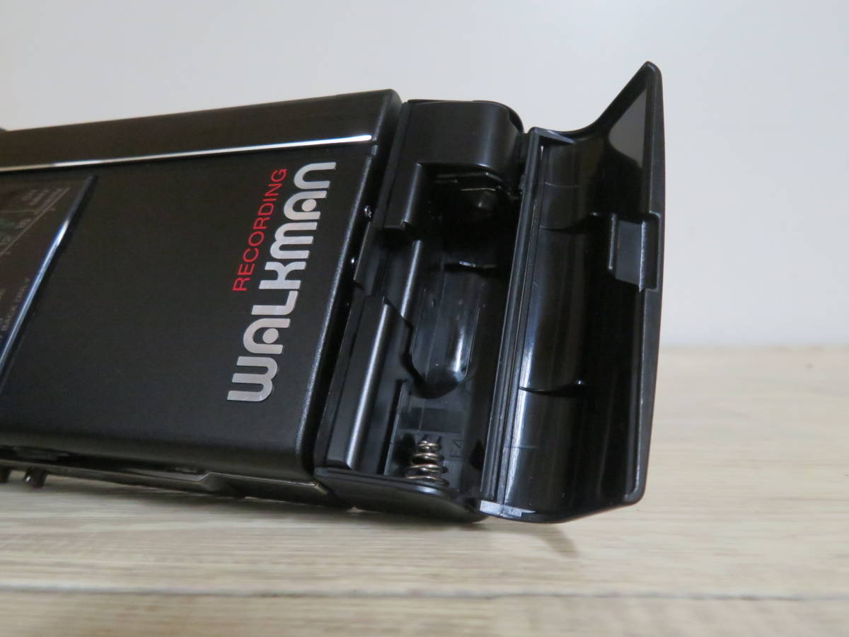 SONY ソニー WALKMAN ウォークマン WM-F404 FM/AMラジオ 録再機