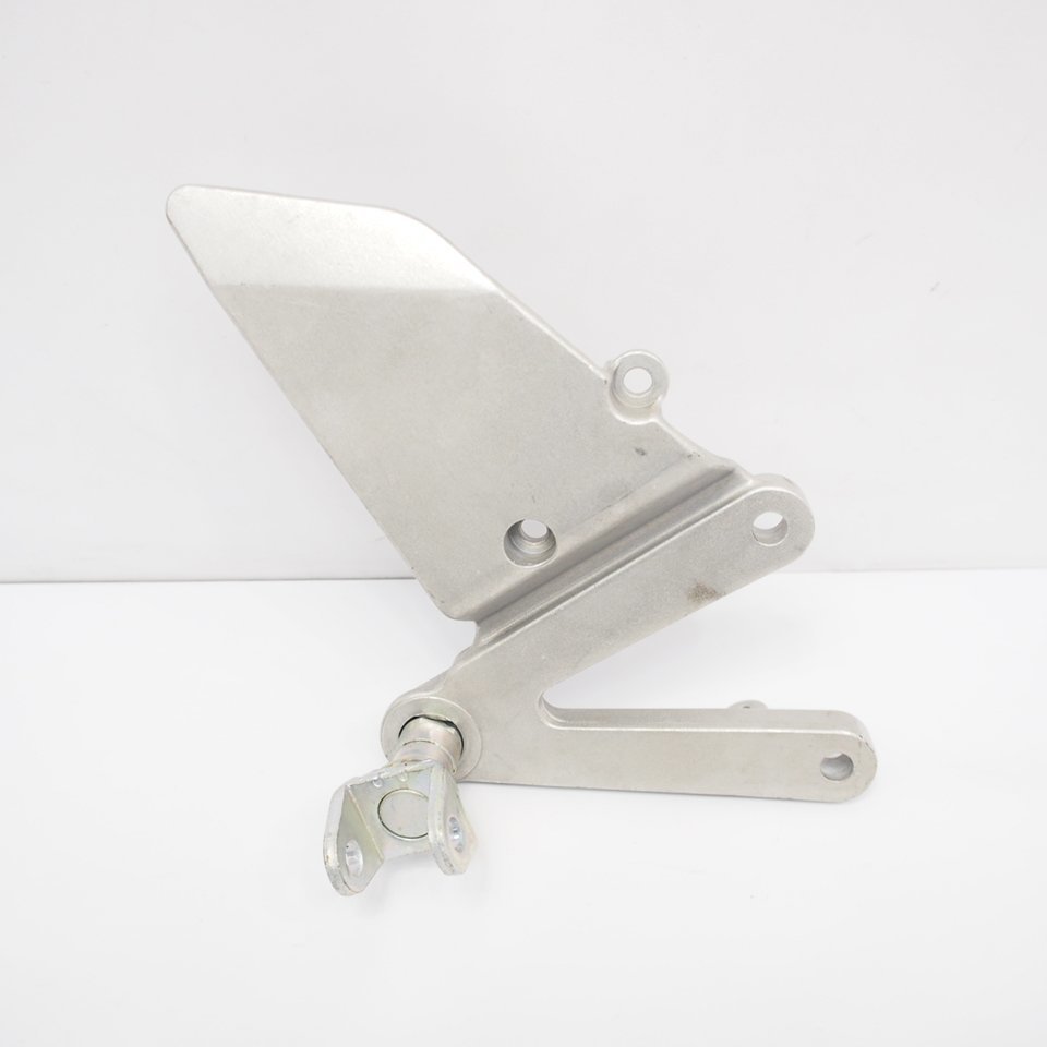 割れ無! NSR250R MC28 93年- 純正ステップホルダー右 ステッププレート KV3