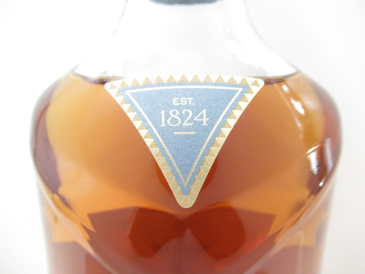 箱付きザ・マッカラン クエスト THE MACALLAN QUEST