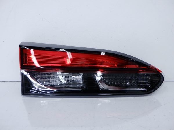 T38862△ カローラクロス Z 左リヤランプ HASCO 16-181 ZVG11/ZVG15